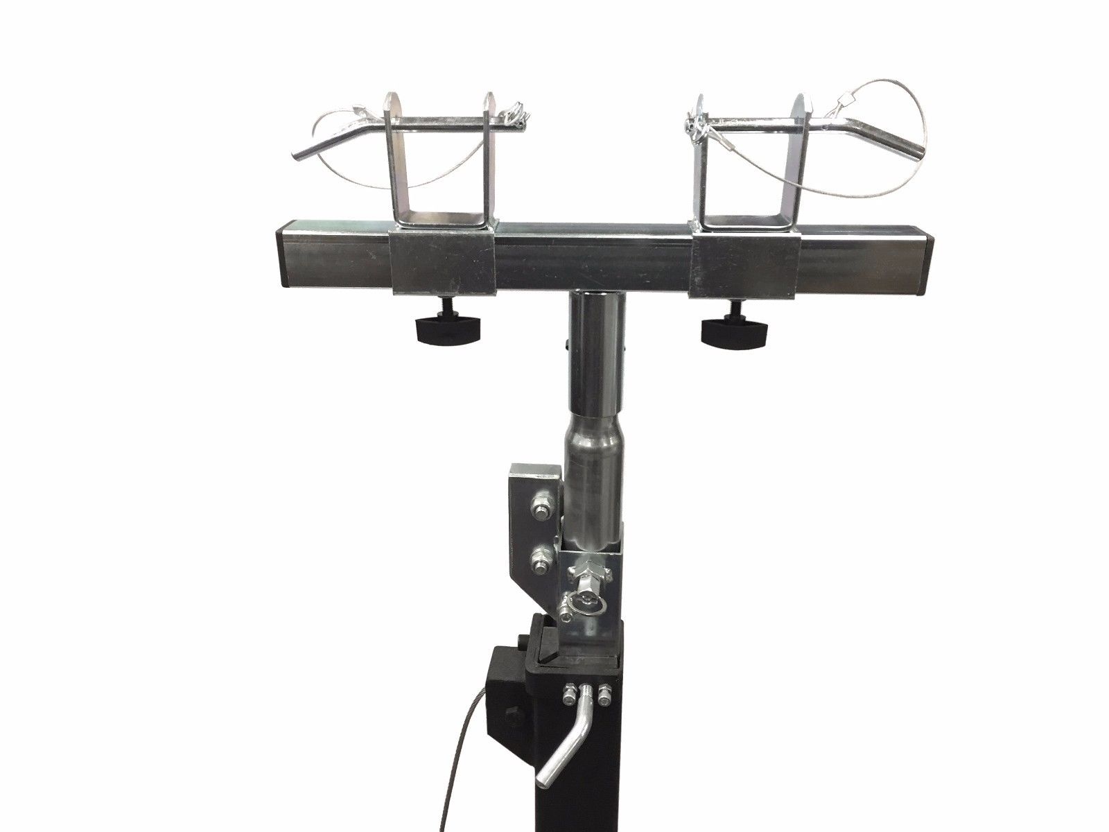 Two 17' Crank Up Stands With Three 6.56' Square Aluminum Truss Segments Package